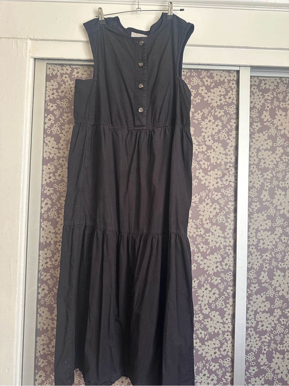 Everlane Black Sleeveless Tiered Maxi Dress
